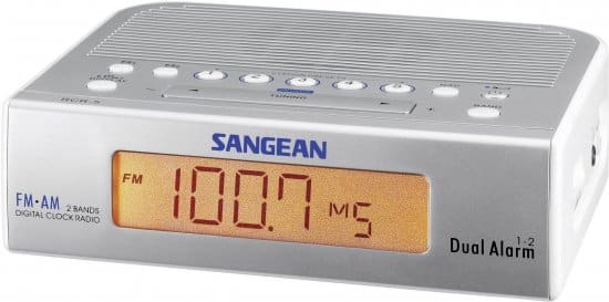 שעון מעורר ‏דיגיטלי ‏כולל רדיו Sangean RCR5